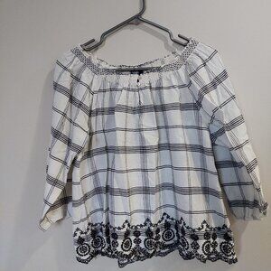 Chaps white and black plaid scalloped peasant top embroidered details Size L